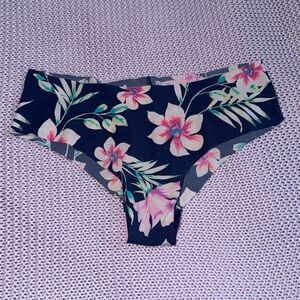 Floral low rise cheekster tanga PINK Victoria’s Secret seamless pantie
